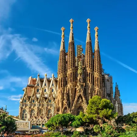 Ibis Budget Barcelona Hotel *