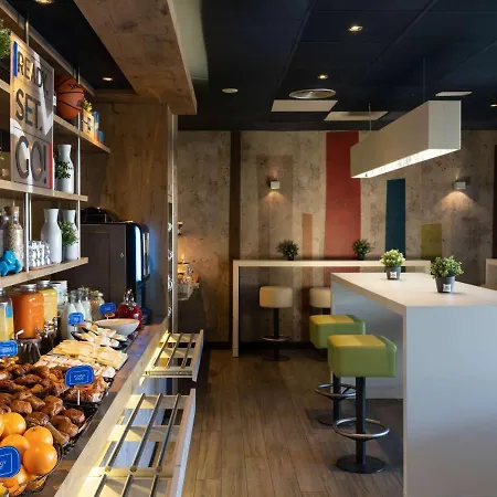 Ibis Budget Barcelona Hotel